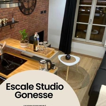 Escale Studio 21M Aeroport Cdg Parc Expo Asterix กูเนสส์ ภายนอก รูปภาพ